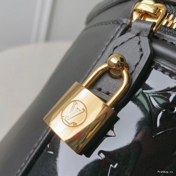 First bag ru LOUIS VUITTON CANNES 0809
